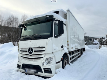 شاحنة مقفلة MERCEDES-BENZ Actros 2551