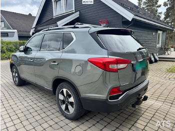 سيارة Ssangyong REXTON: صورة 4