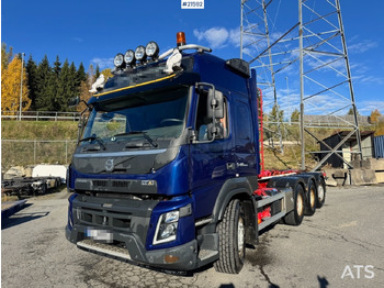 شاحنة ذات خطاف VOLVO FMX 540
