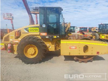 مدحلة CATERPILLAR