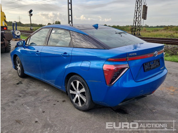 سيارة 2017 Toyota Mirai Fuel Cell, Hydrogen Hybrid, Automatic (German Reg. Docs. Available): صورة 3