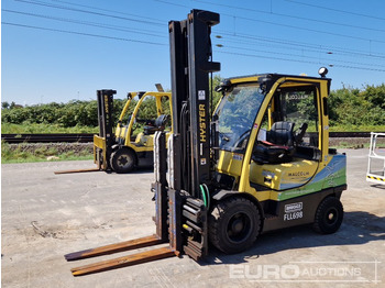 رافعة شوكية HYSTER