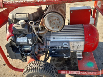مجموعة المولدات GTS DWGB 8kVA Mobile Generator: صورة 5 مجموعة المولدات GTS DWGB 8kVA Mobile Generator: صورة 5