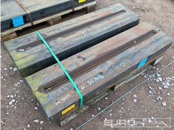 معدات البناء TEREX