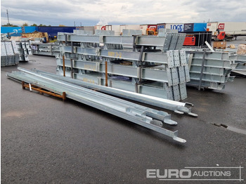 حاوية البناء