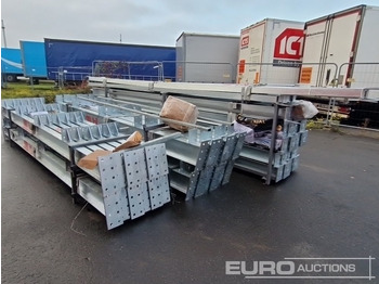 حاوية البناء