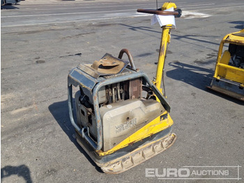 معدات البناء WACKER