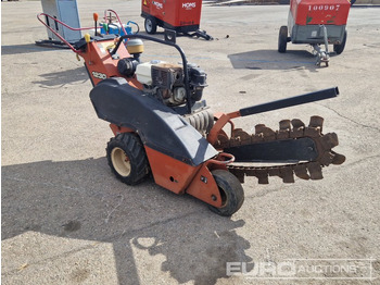 حفارة الخنادق DITCH WITCH