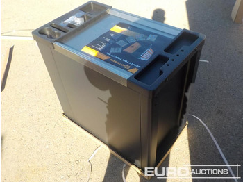معدات الورش Unused Huttenberg Tools Trolley, 220Pcs, Complete with Tools, 6 Drawers  / Carro Porta Herramientas Completo, 6 Cajones: صورة 3
