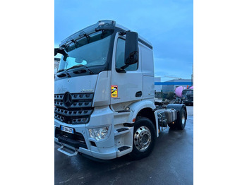 وحدة جر MERCEDES-BENZ Arocs 1843