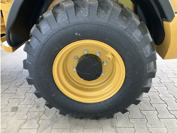 جديدة جرافة ذات عجلات تلسكوبية Caterpillar Zeppelin ZL60T: صورة 5