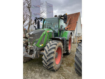 جرار FENDT 718 Vario