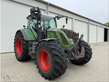 جرار FENDT 724 Vario