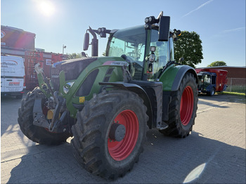 جرار FENDT 724 Vario