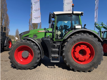 جرار FENDT 930 Vario