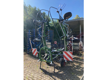 آلة تيبيس العشب/ آلة جمع العشب FENDT