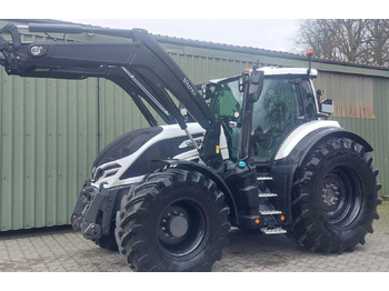 جرار VALTRA