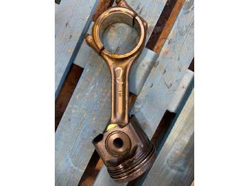 المحرك و قطع الغيار VOLVO