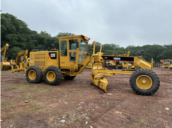 ممهدة CATERPILLAR 140H