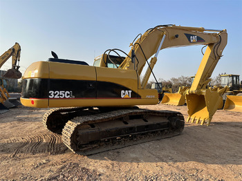 حفار زحاف CATERPILLAR 325CL: صورة 4