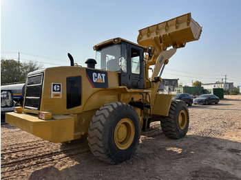 اللودر بعجل CATERPILLAR 966G
