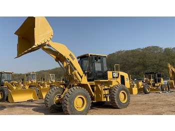 اللودر بعجل CATERPILLAR 966G