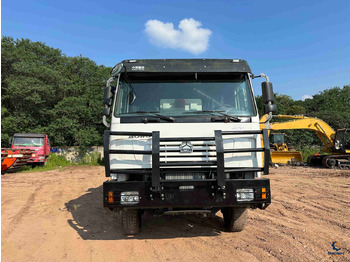 شاحنة قلاب SINOTRUK HOWO