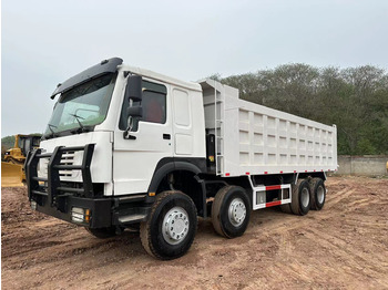 شاحنة قلاب SINOTRUK HOWO