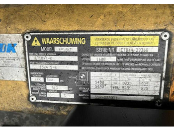 رافعة شوكية كهربائية CAT Lift Trucks EP16KT: صورة 5