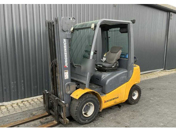 رافعة شوكية تعمل بالغاز JUNGHEINRICH TFG 425