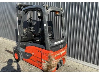 رافعة شوكية كهربائية Linde E18-02: صورة 3