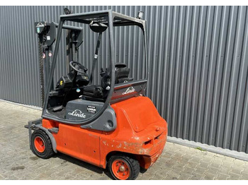 رافعة شوكية كهربائية Linde E20P-02: صورة 3 رافعة شوكية كهربائية Linde E20P-02: صورة 3