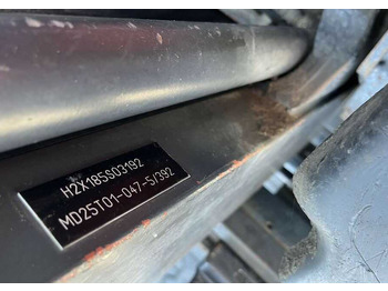 رافعة شوكية تعمل بالغاز Linde H25T: صورة 5