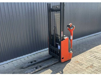 آلة التكديس LINDE L