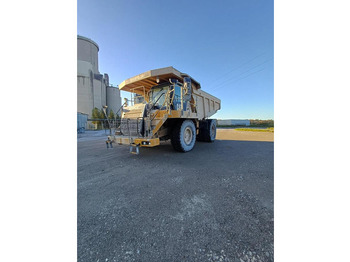 شاحنة قلاب صلبة CATERPILLAR