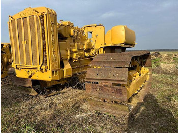 جرافة CATERPILLAR D4