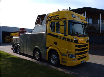 شاحنة سحب SCANIA R