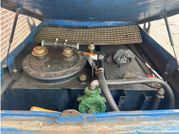 شاحنة صهريج لنقل الوقود IBC tank: صورة 4