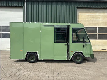 شاحنة مقفلة