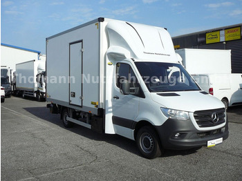 شاحنة مغلقة الصندوق MERCEDES-BENZ Sprinter 317