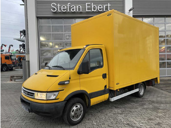 شاحنة مغلقة الصندوق IVECO Daily 50C17