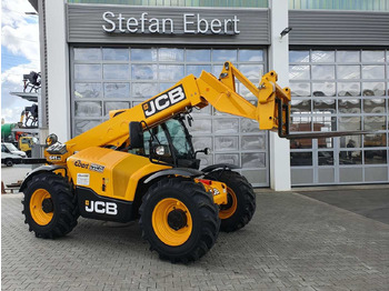 رافعة تلسكوبية JCB