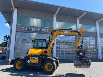 حفارة دولاب JCB