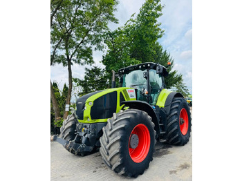 جرار CLAAS Axion 930
