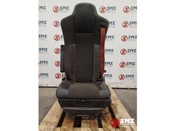 الكابينة والداخلية RENAULT