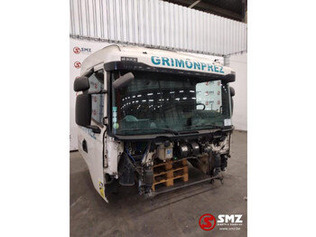 الكابينة والداخلية SCANIA