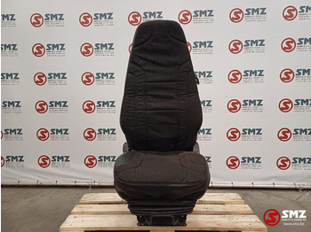 الكابينة والداخلية VOLVO