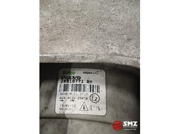 مصد العربة - شاحنة Volvo Occ voorbumper Volvo: صورة 5 مصد العربة - شاحنة Volvo Occ voorbumper Volvo: صورة 5