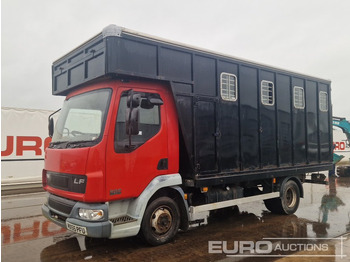 شاحنة نقل المواشي DAF LF 45 130