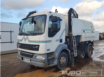 سياره كنس شوارع DAF LF 55 220